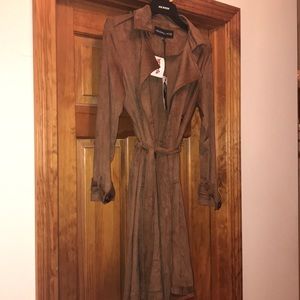 An adorable coat for the fall maybe spring too?